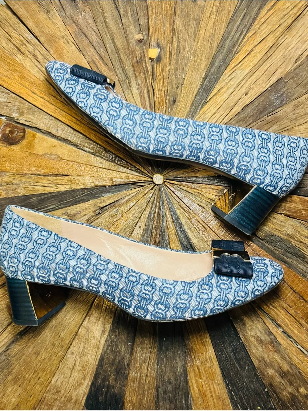 Tory Burch GEMINI LINK BOW 45MM Block Pump Heel size 9